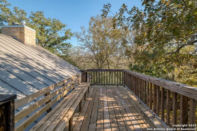 123 Bowie Luling, TX 78648