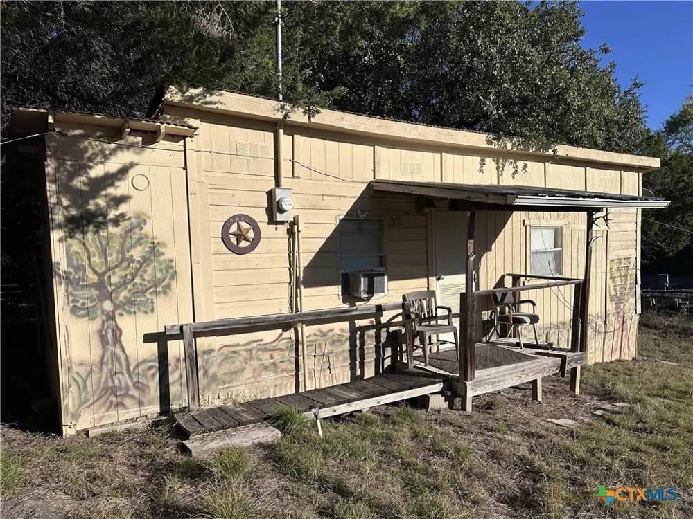 16458 FM 2484 Salado, TX 76571