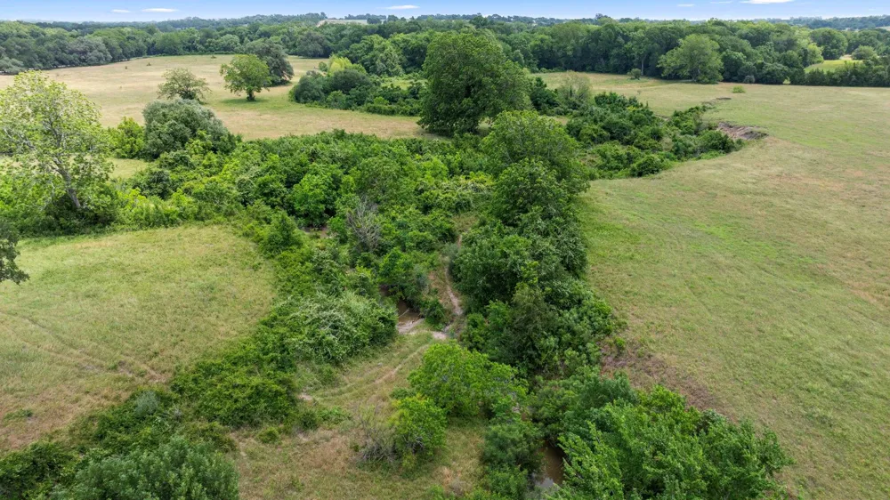 1268 Stokes Road Fayetteville, TX 78950