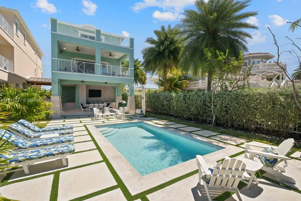 112 Avenue D #1 Marathon, FL 33050