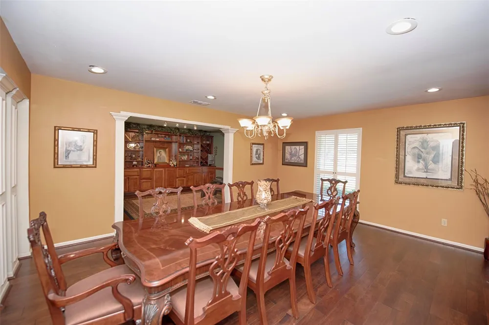 18502 Vinland Drive Nassau Bay, TX 77058