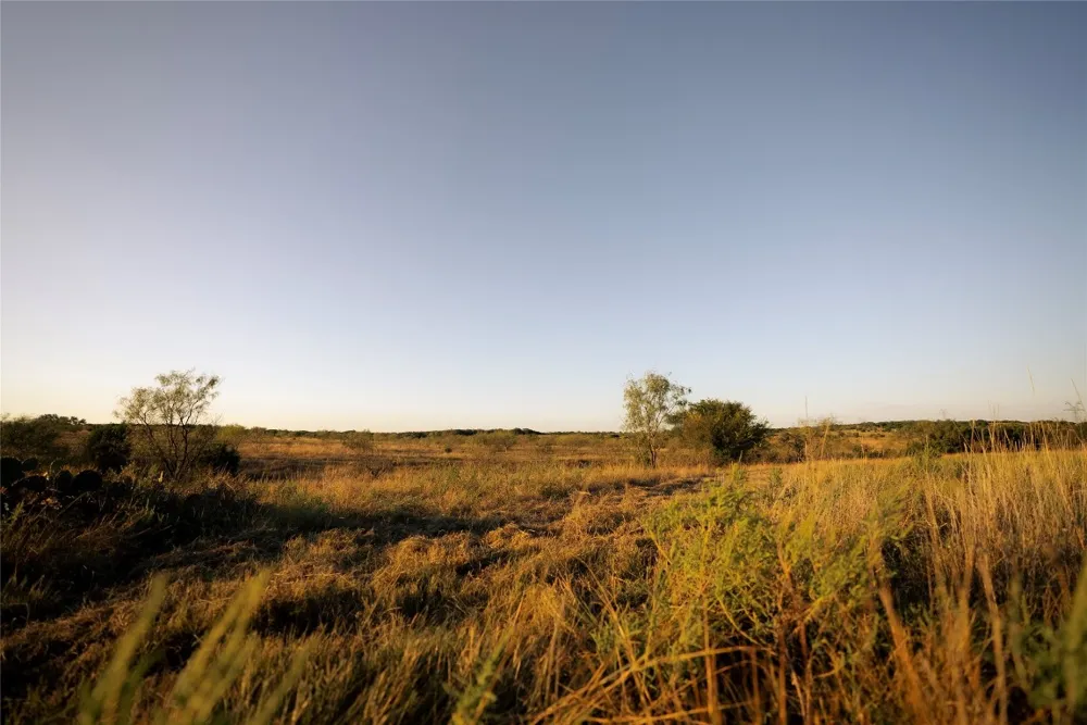 247 E Fm 581 Highway Lometa, TX 76853