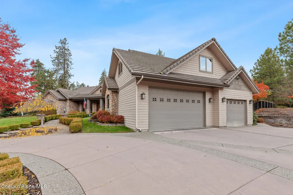2240 E WOODSTONE DRIVE Hayden, ID 83835