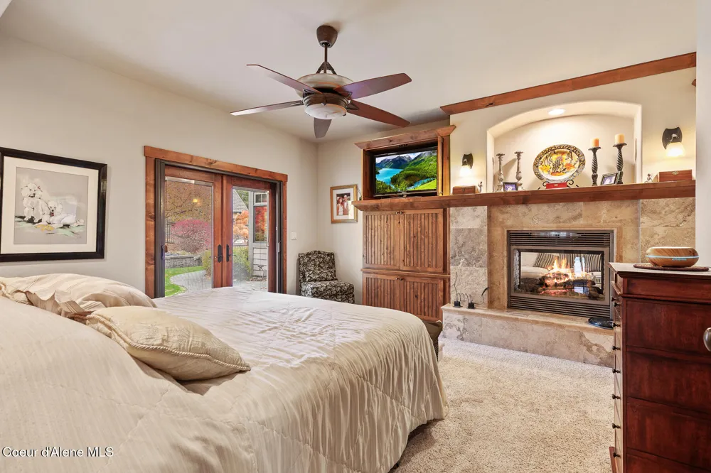 2240 E WOODSTONE DRIVE Hayden, ID 83835