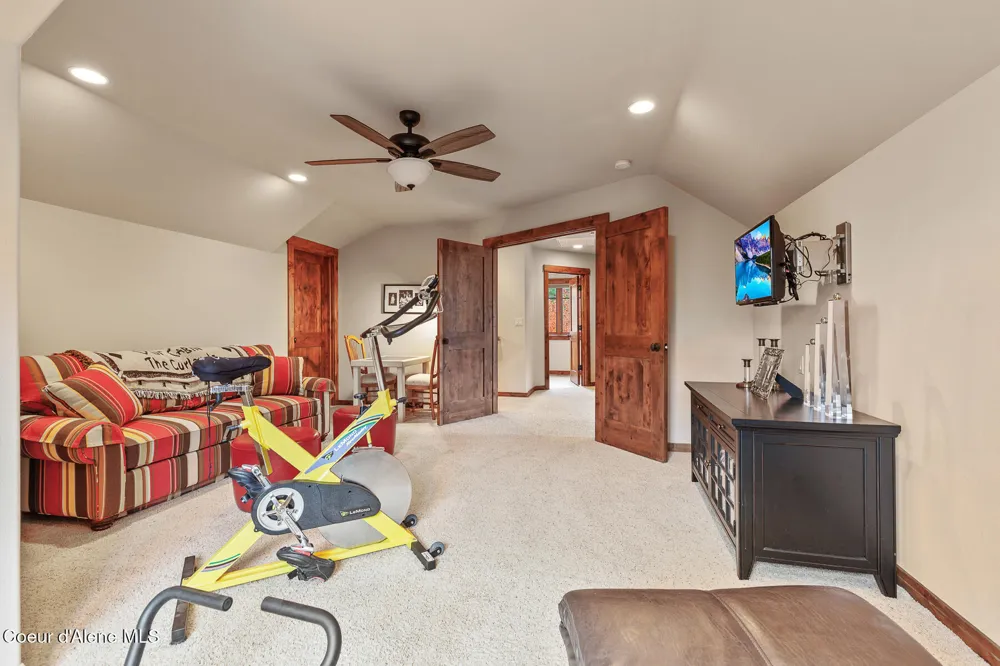 2240 E WOODSTONE DRIVE Hayden, ID 83835