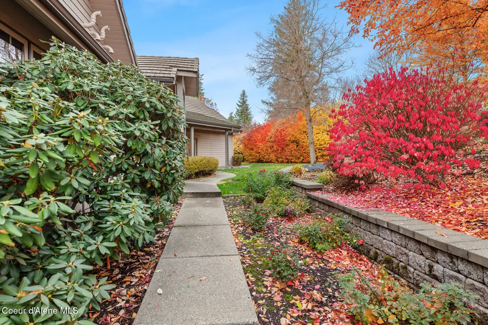 2240 E WOODSTONE DRIVE Hayden, ID 83835