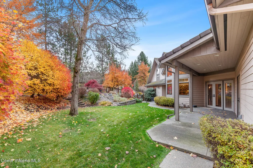 2240 E WOODSTONE DRIVE Hayden, ID 83835