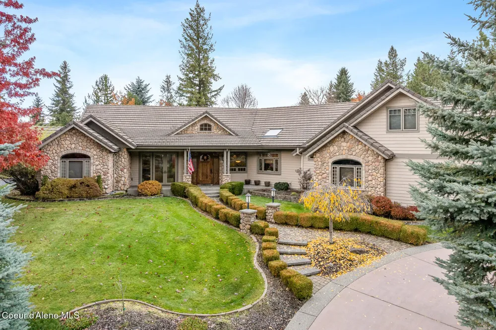 2240 E WOODSTONE DRIVE Hayden, ID 83835