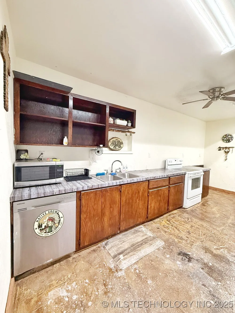45143 US Hwy 59 Heavener, OK 74937