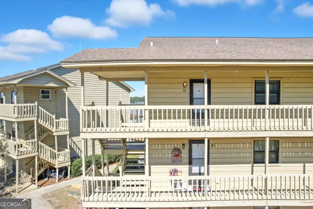207 Azalea RD Midway, GA 31320