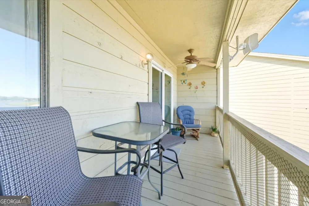 207 Azalea RD Midway, GA 31320