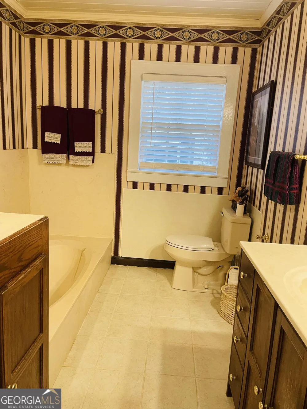 1309 S Dogwood DR Nashville, GA 31639