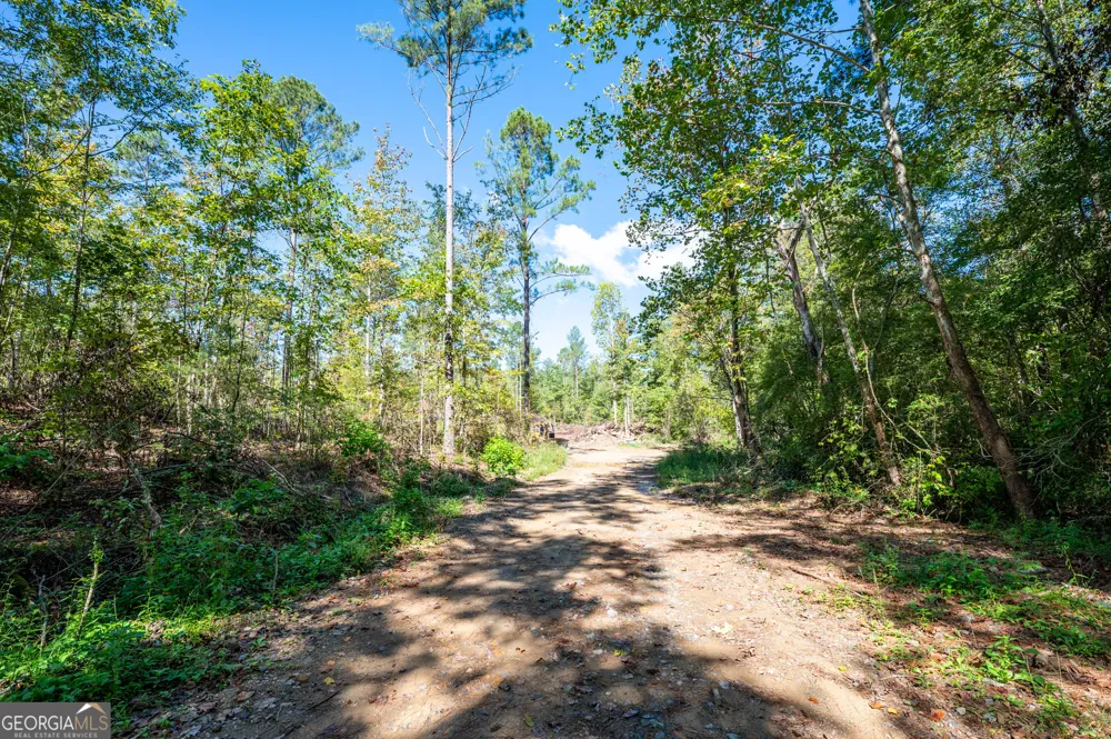 3809 HWY 140 NE Rydal, GA 30171