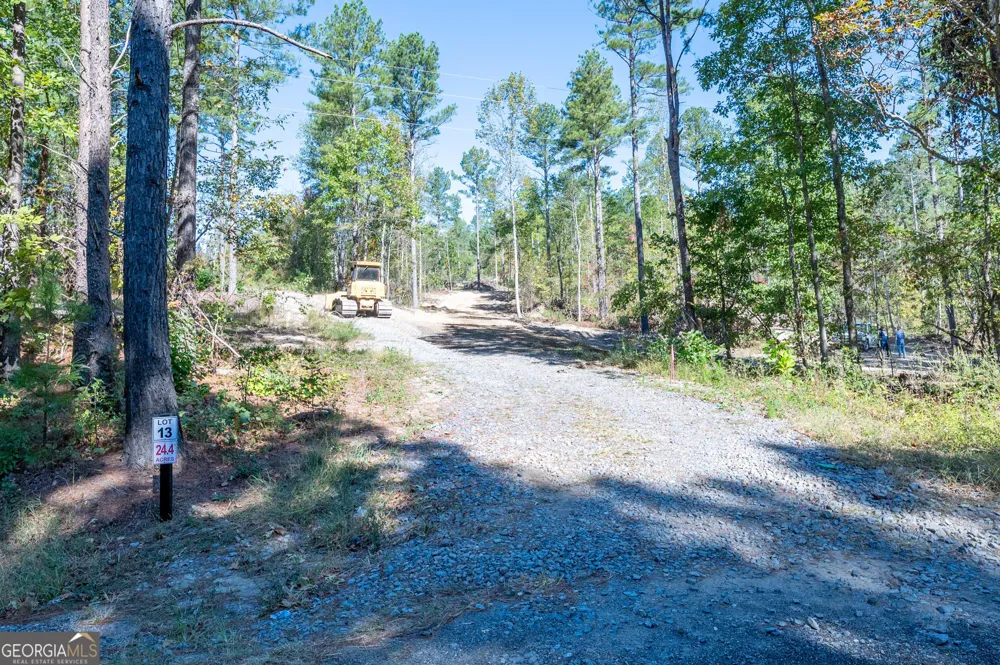 3879 HWY 140 NE Rydal, GA 30171