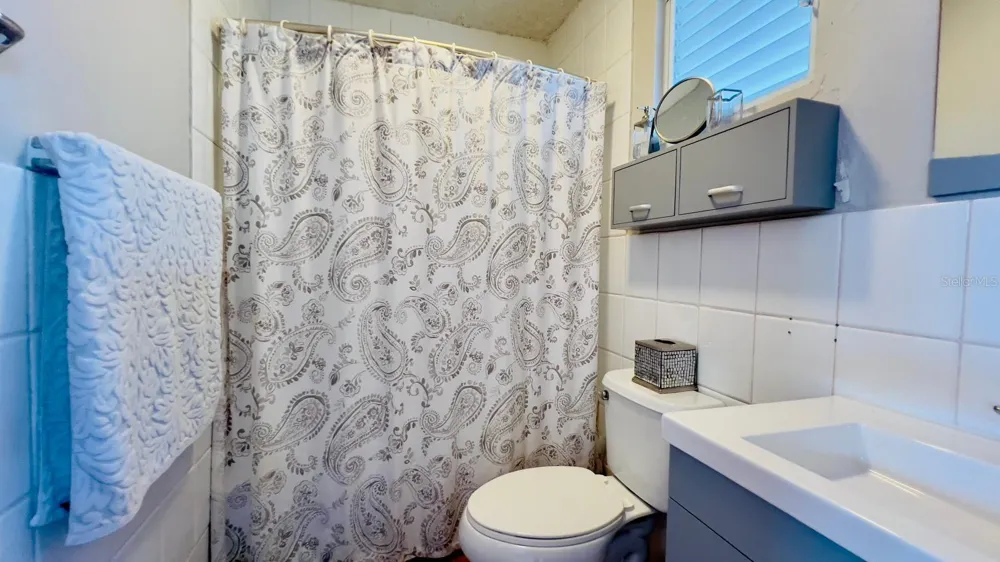 3 CARR 115 PLAYA ALMIRANTE #PH 605B Anasco, PR 00610