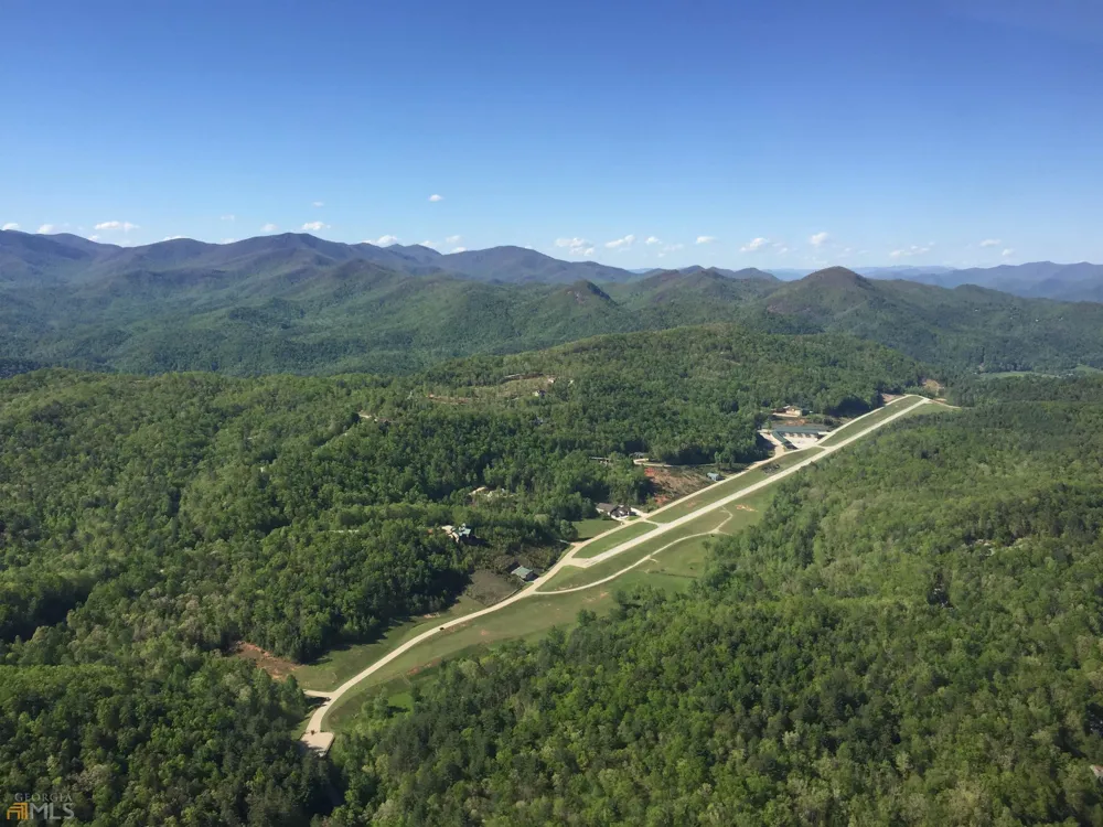 30 Tex Hill LN Clayton, GA 30525