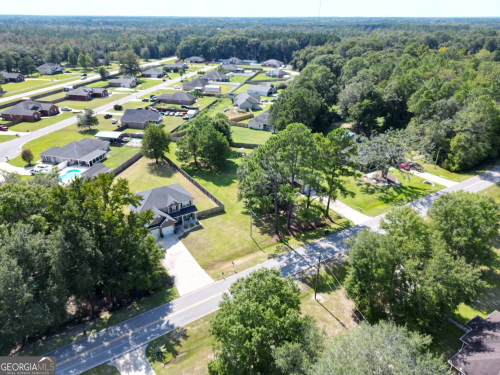 3453 NE John Wells RD Hinesville, GA 31313