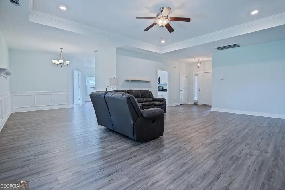 3453 NE John Wells RD Hinesville, GA 31313
