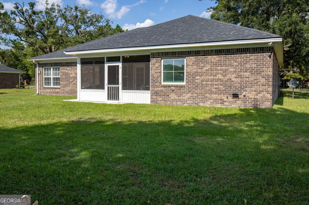 3453 NE John Wells RD Hinesville, GA 31313