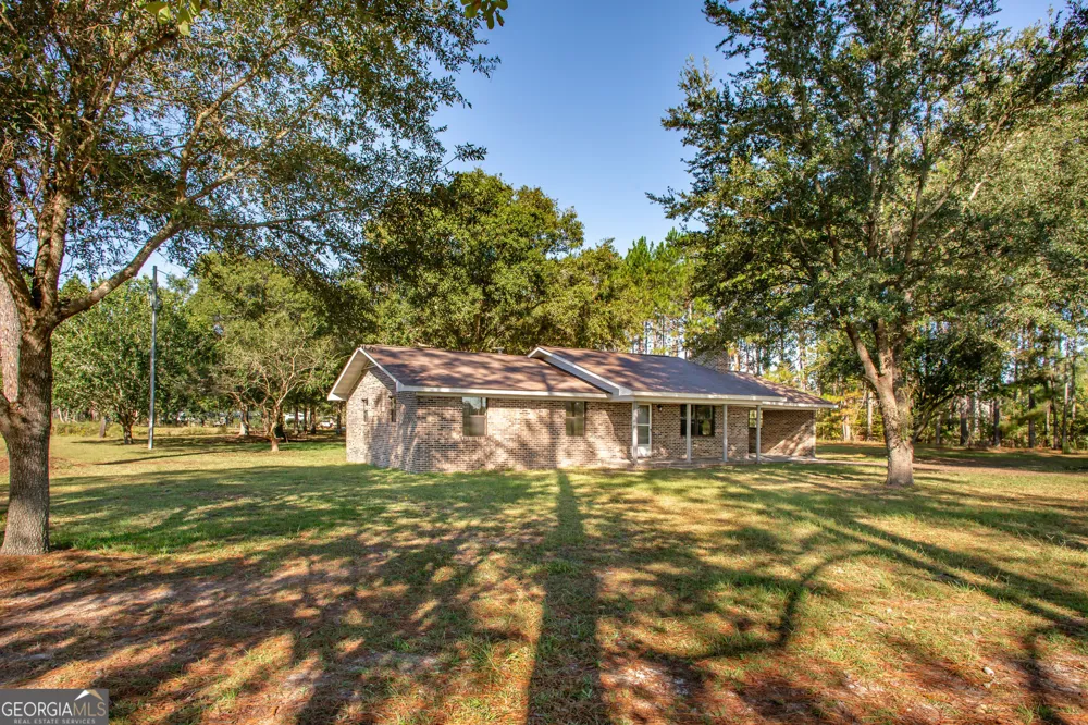 6731 Youmans Chapel RD Blackshear, GA 31516
