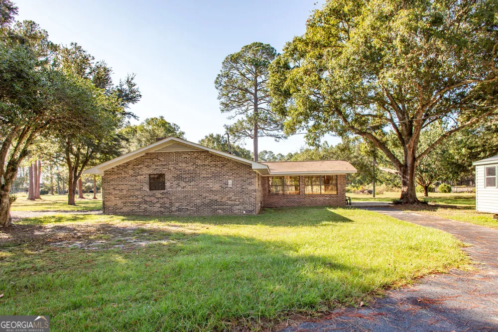 6731 Youmans Chapel RD Blackshear, GA 31516