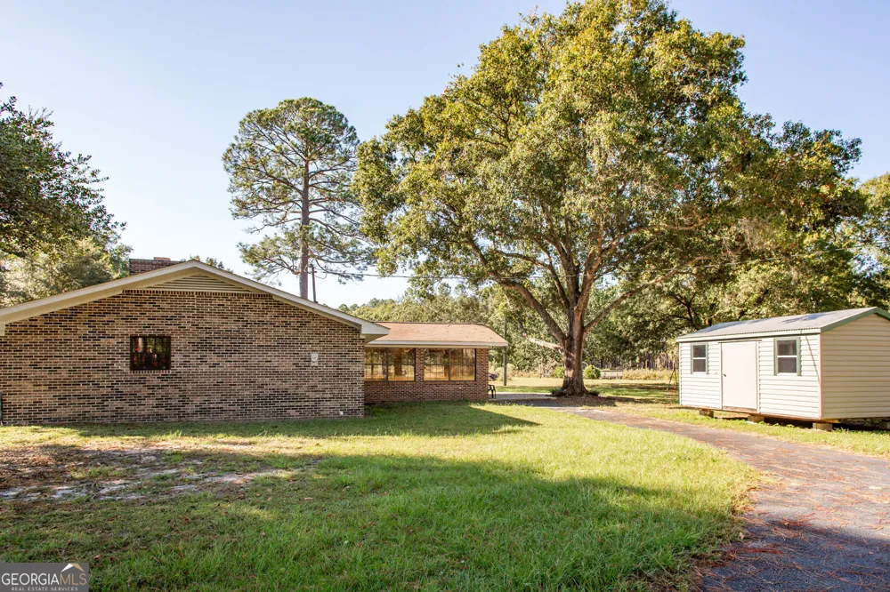 6731 Youmans Chapel RD Blackshear, GA 31516