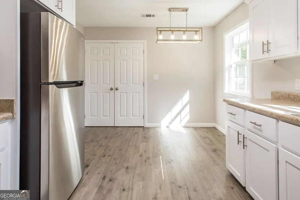 2350 Edgewood ST Waycross, GA 31501
