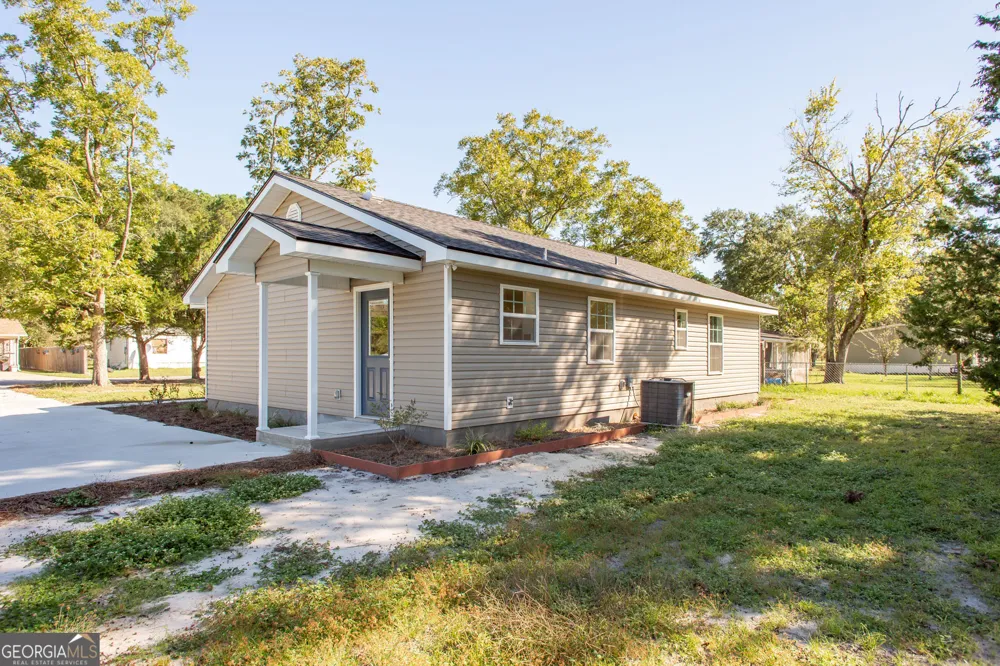 121 Union ST Waycross, GA 31501