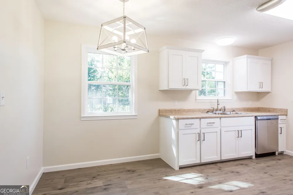 121 Union ST Waycross, GA 31501