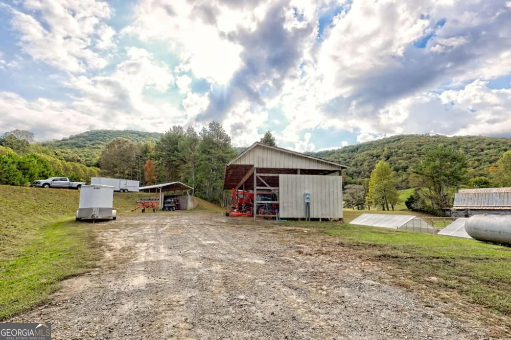 3147 Old Hwy 64W Warne, NC 28909