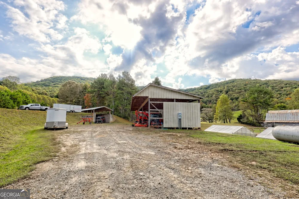 3147 Old Hwy 64W Warne, NC 28909