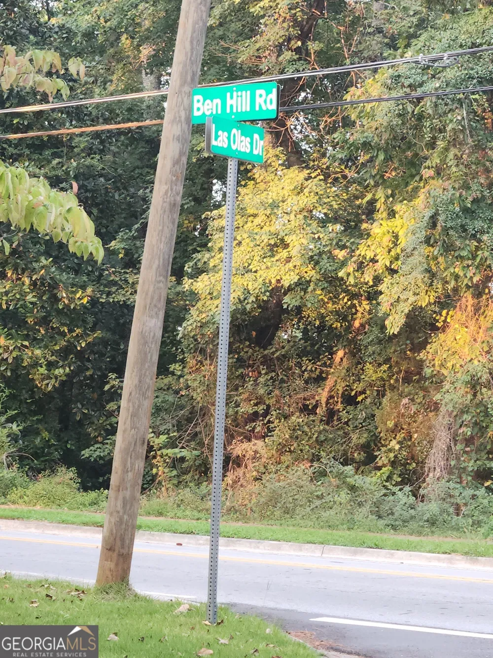 3740 Las Olas DR South Fulton, GA 30349