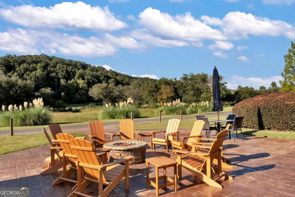 1047 Nugget CT Dahlonega, GA 30533