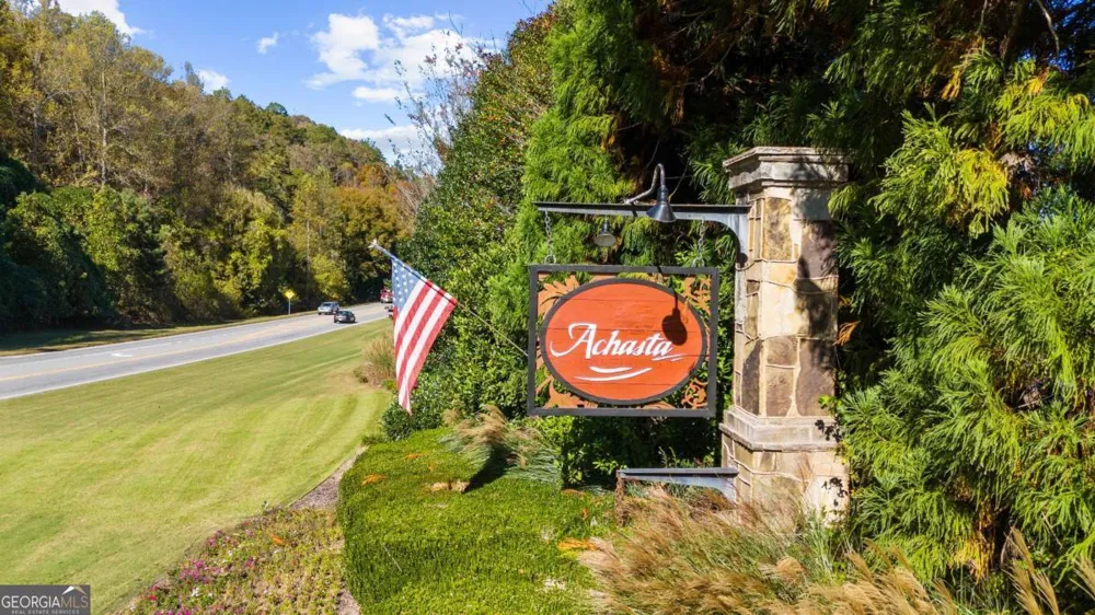 1047 Nugget CT Dahlonega, GA 30533