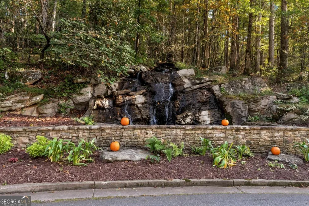 1047 Nugget CT Dahlonega, GA 30533