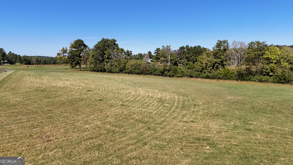 2724 Bells Ferry RD Elberton, GA 30635