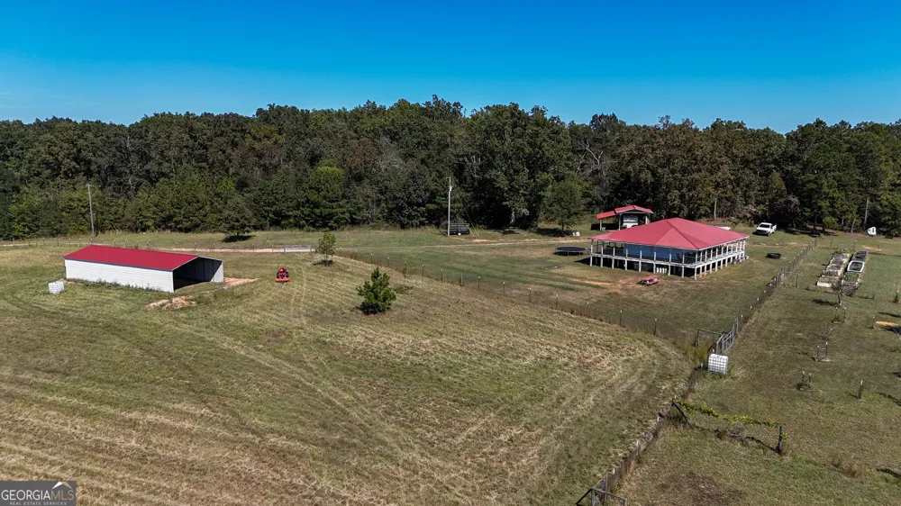 2724 Bells Ferry RD Elberton, GA 30635