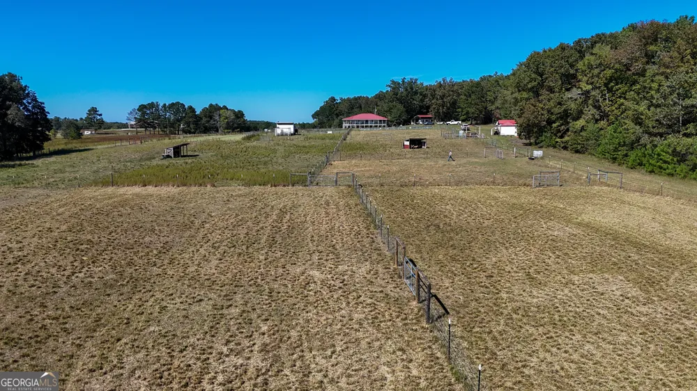 2724 Bells Ferry RD Elberton, GA 30635