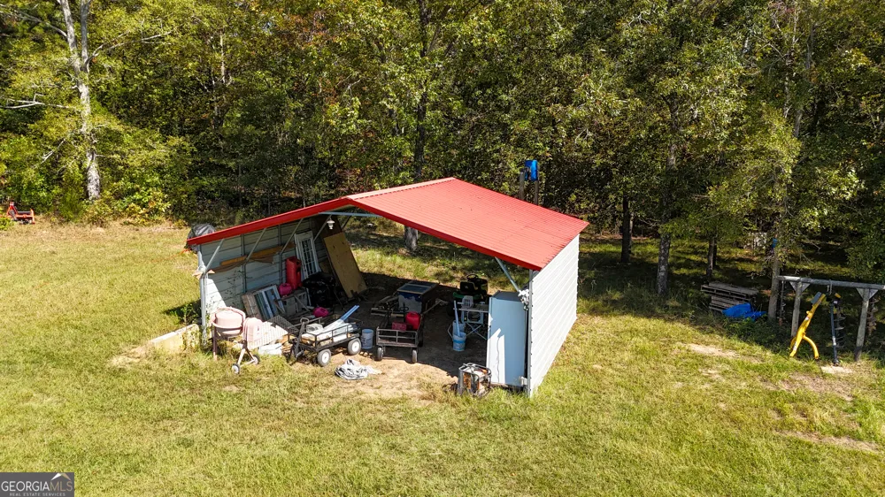 2724 Bells Ferry RD Elberton, GA 30635