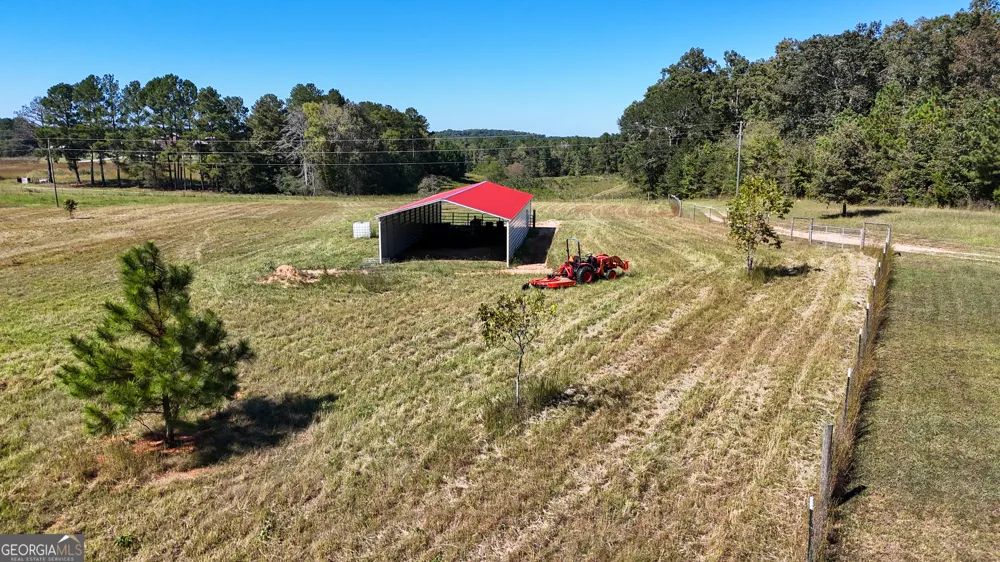2724 Bells Ferry RD Elberton, GA 30635