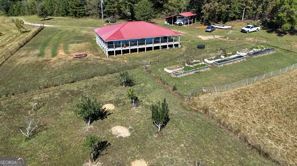 2724 Bells Ferry RD Elberton, GA 30635