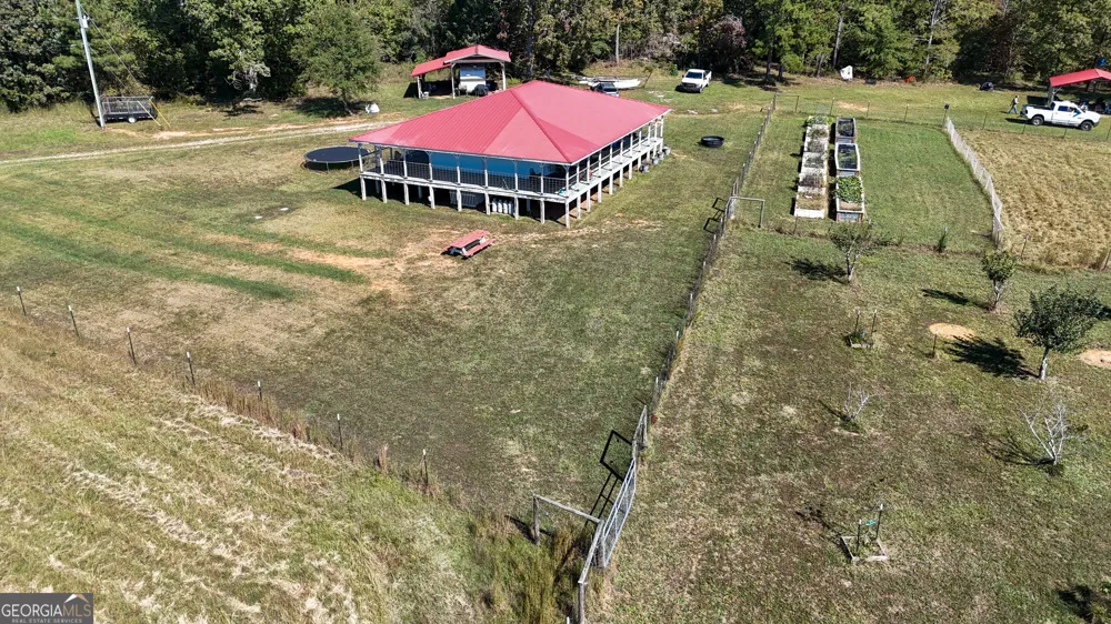 2724 Bells Ferry RD Elberton, GA 30635