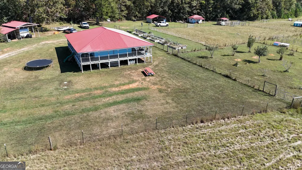 2724 Bells Ferry RD Elberton, GA 30635