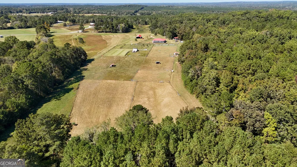 2724 Bells Ferry RD Elberton, GA 30635