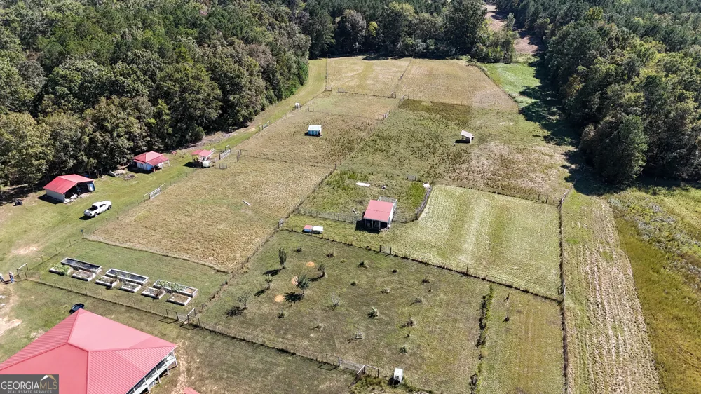 2724 Bells Ferry RD Elberton, GA 30635