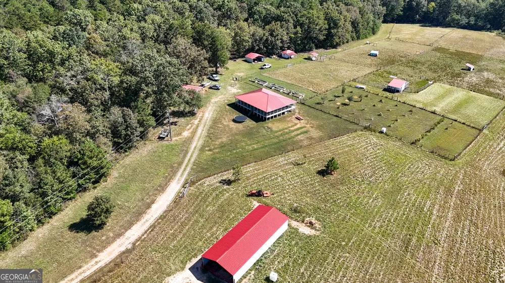 2724 Bells Ferry RD Elberton, GA 30635