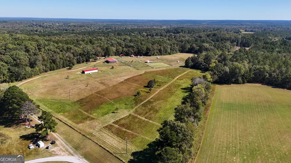 2724 Bells Ferry RD Elberton, GA 30635