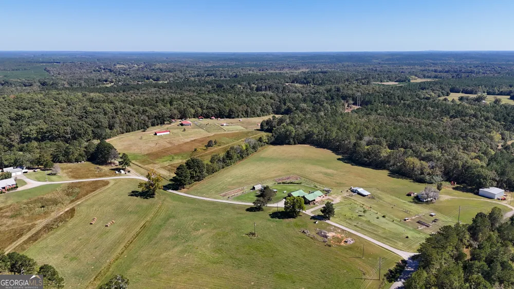 2724 Bells Ferry RD Elberton, GA 30635