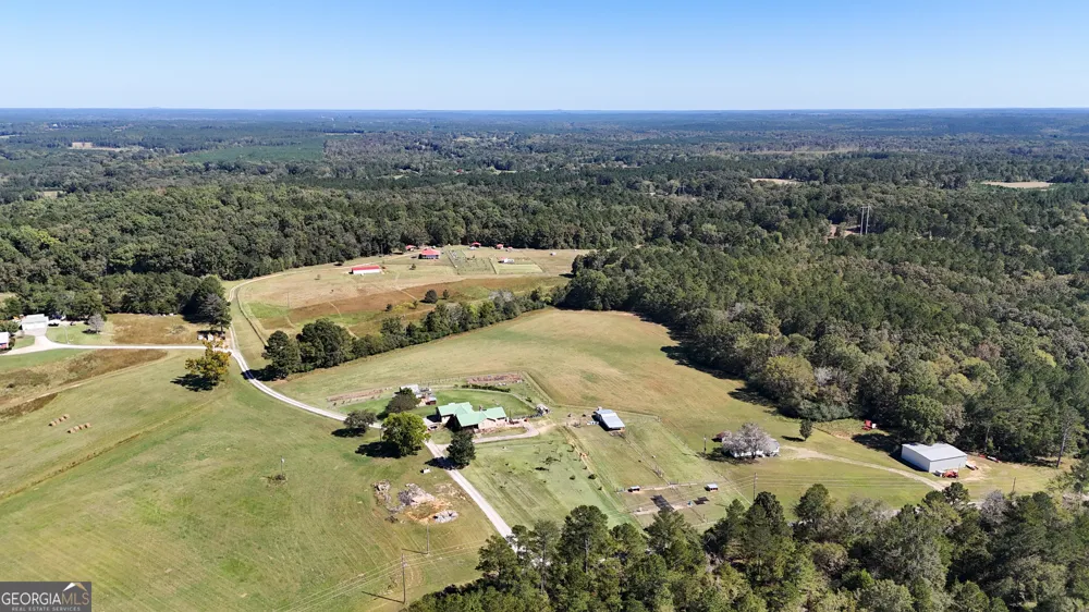2724 Bells Ferry RD Elberton, GA 30635