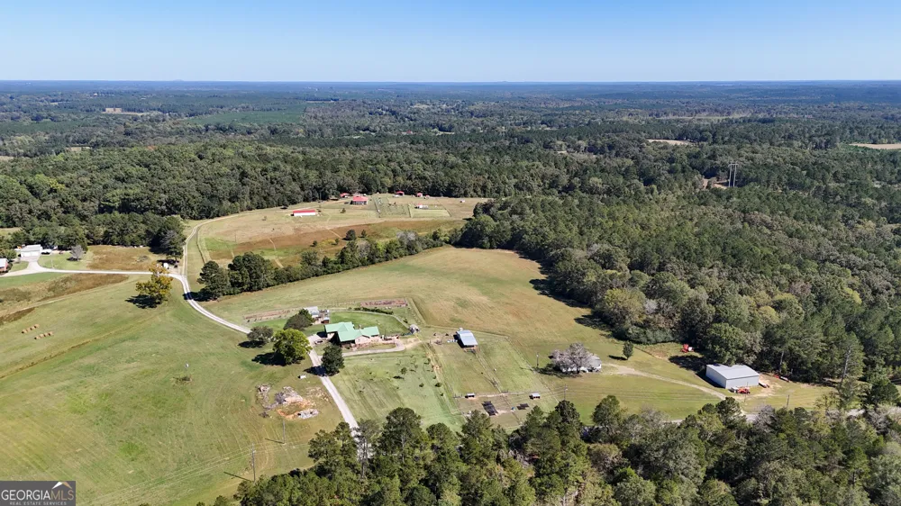 2724 Bells Ferry RD Elberton, GA 30635